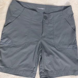 Columbia PFG Women’s Shorts sz 6